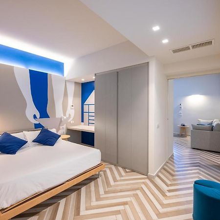 Amarina Suite Emotion มารินา ดิ เปียตราซันตา ภายนอก รูปภาพ